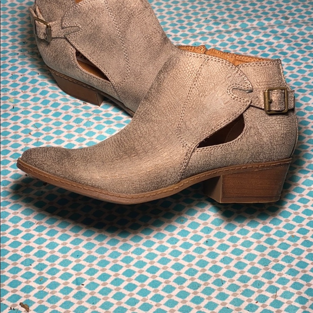 Not Rated Size 6